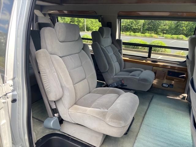 2002 Ford E-150