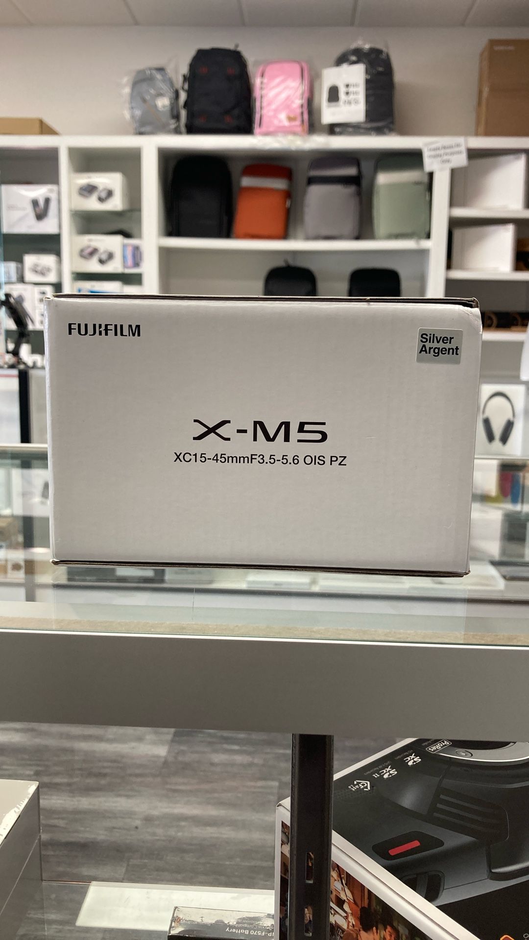 Fujifilm X-M5 Kit 15-45mm F3.5-5.6 OIS PZ Silver Limited Time Sale 9/30