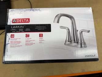 Brand New Delta Larkin Two Handle Centerset Bathroom Faucet Chrome