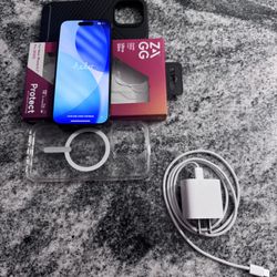 iPhone 15 Pro 256GB - Black Titanium (Excellent Condition)