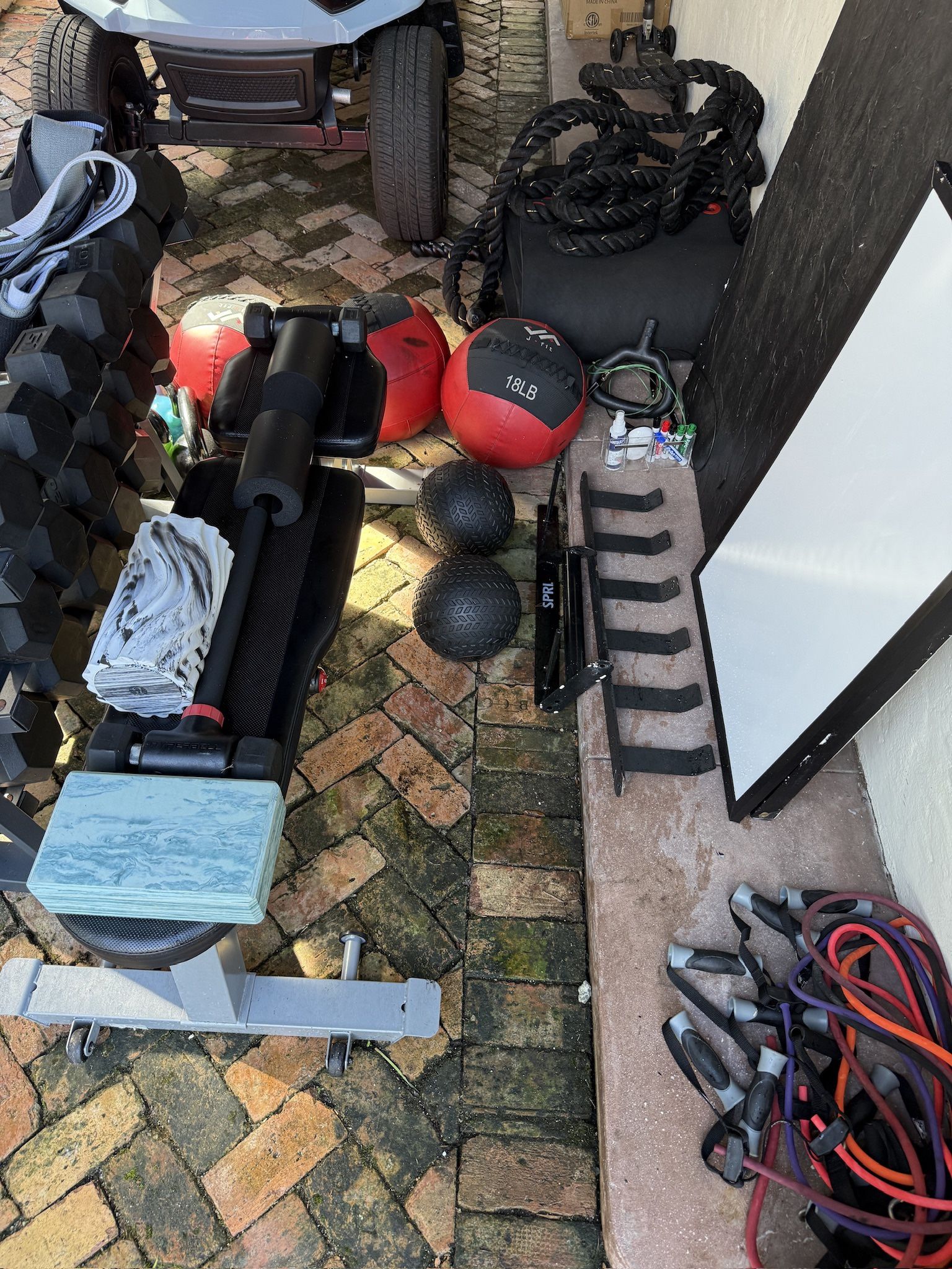 Battle Rope & Workout Mats