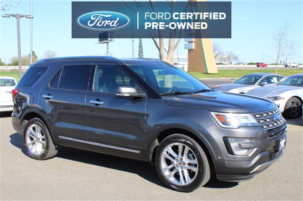 2017 Ford Explorer