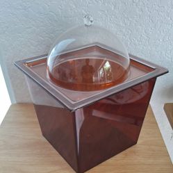 Rare Vintage Acrylic 3 piece Lucite Faux Tortoise MCM Vintage Dome Ice/champagne Bucket
Load with ice and put the insert in, add your bottle, more ice