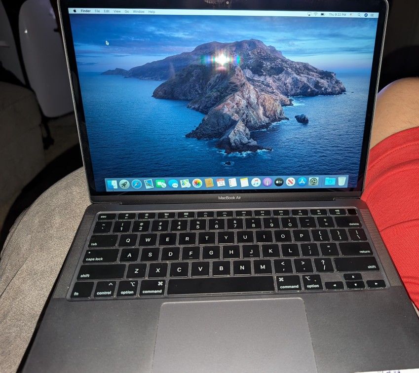 MacBook Air (Retina, 13-inch, 2020) FACTORY RESET (NO I CLOUD)