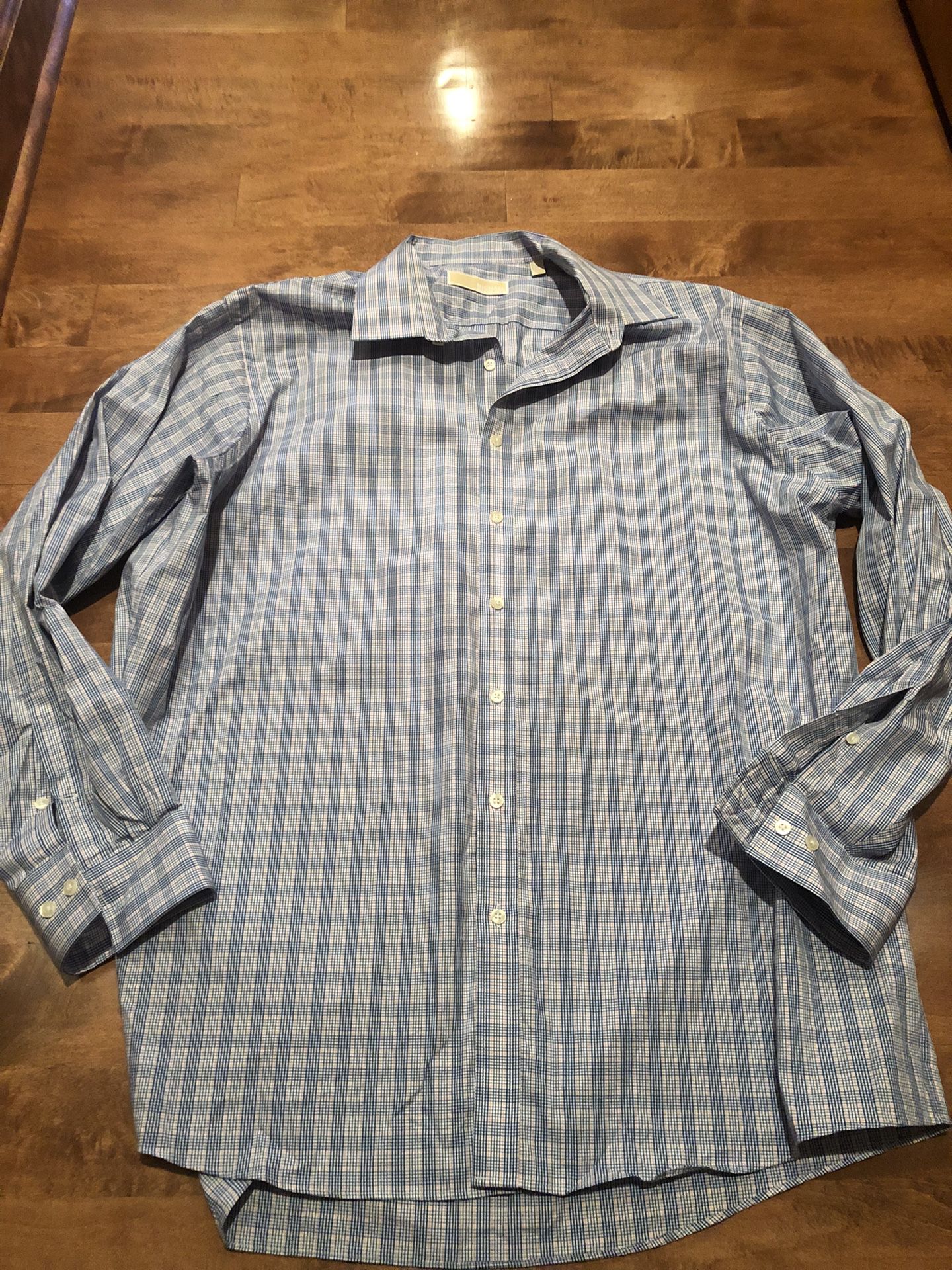 Michael Kors, men’s dress shirt shipping available
