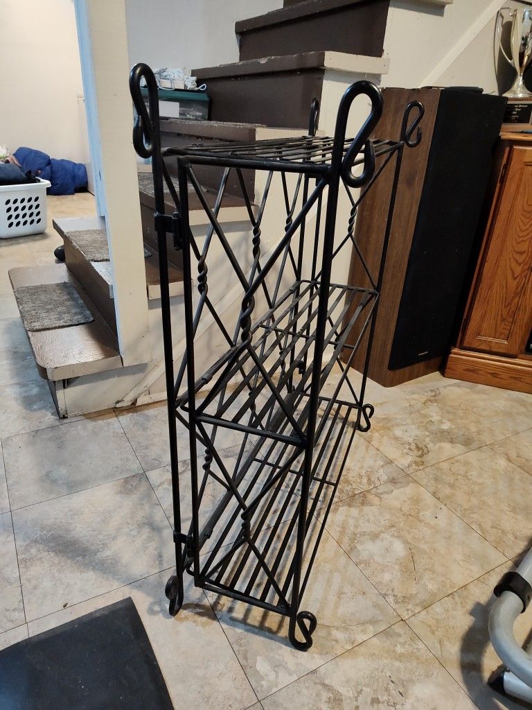Foldable Wrought Iron Plant Stand