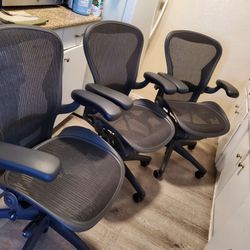 Herman Miller Aeron Chair Size B Fully loader