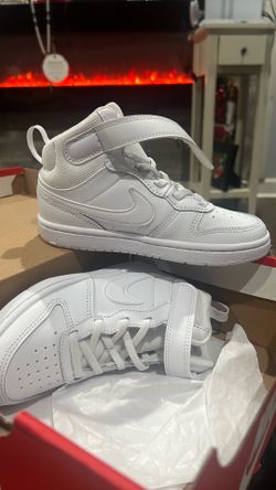 Kids Nike shoes size 12c