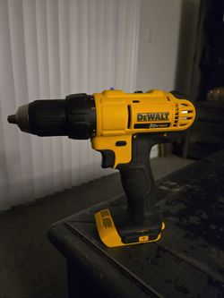 Cordless Drill Driver 20 V MAX (tool only)