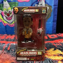 the Texas chainsaw massacre horror headliners XL