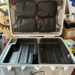 Coho Pack And Carry Storage Box Case
