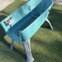 Like New Booster Bath Elevated Dog & Cats  Bath