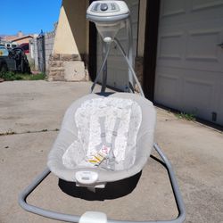 $50 GRACO BABY SWING 