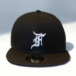 NEW ERA X FEAR OF GOD ESSENTIAL 59FIFTY FITTED HAT