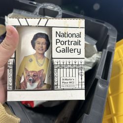 Queen Elizabeth and Corgi 