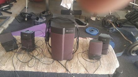 Speakers w/woofer for computer