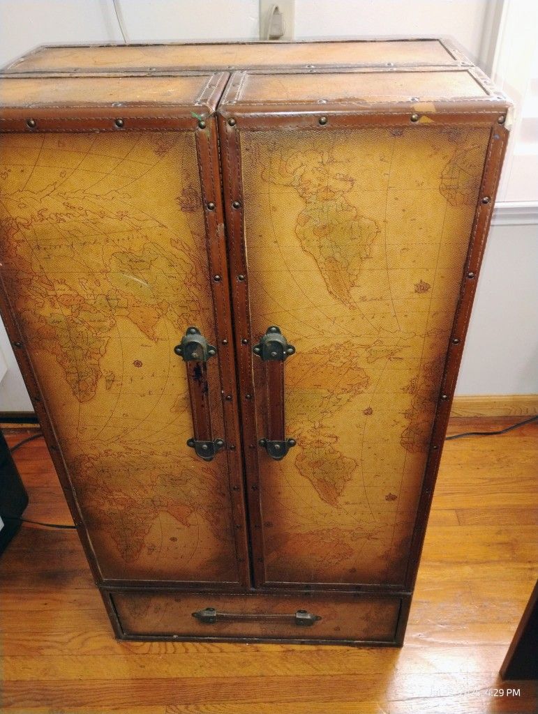 Vintage World Map Hutch