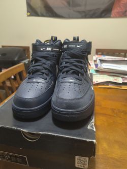 Rare Nike Air Force 1 Mid '07 LV8!!!! 10.5