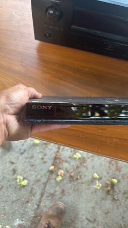Sony BDP-S470 Blu-Ray Disc/DVD Player.