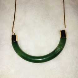 Jade & Gold Jewelry (necklace)