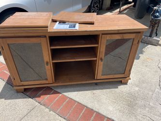 Tv console unit $20