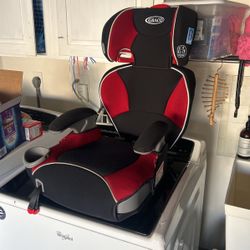 Graco Car set.  