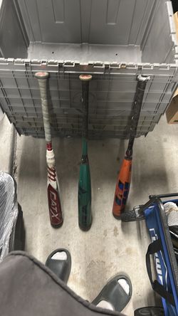 Maruchi/ DeMarini Bats