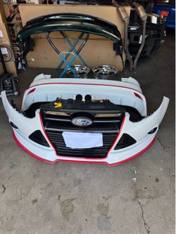 OEM 2012-2014 Ford Focus Front & Rear Bumper Set - Complete