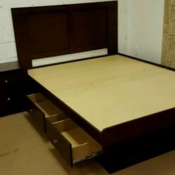 Storage Platform with 4 Drawers