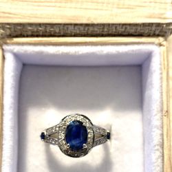 14kt White Gold Sapphire Ring Size 7