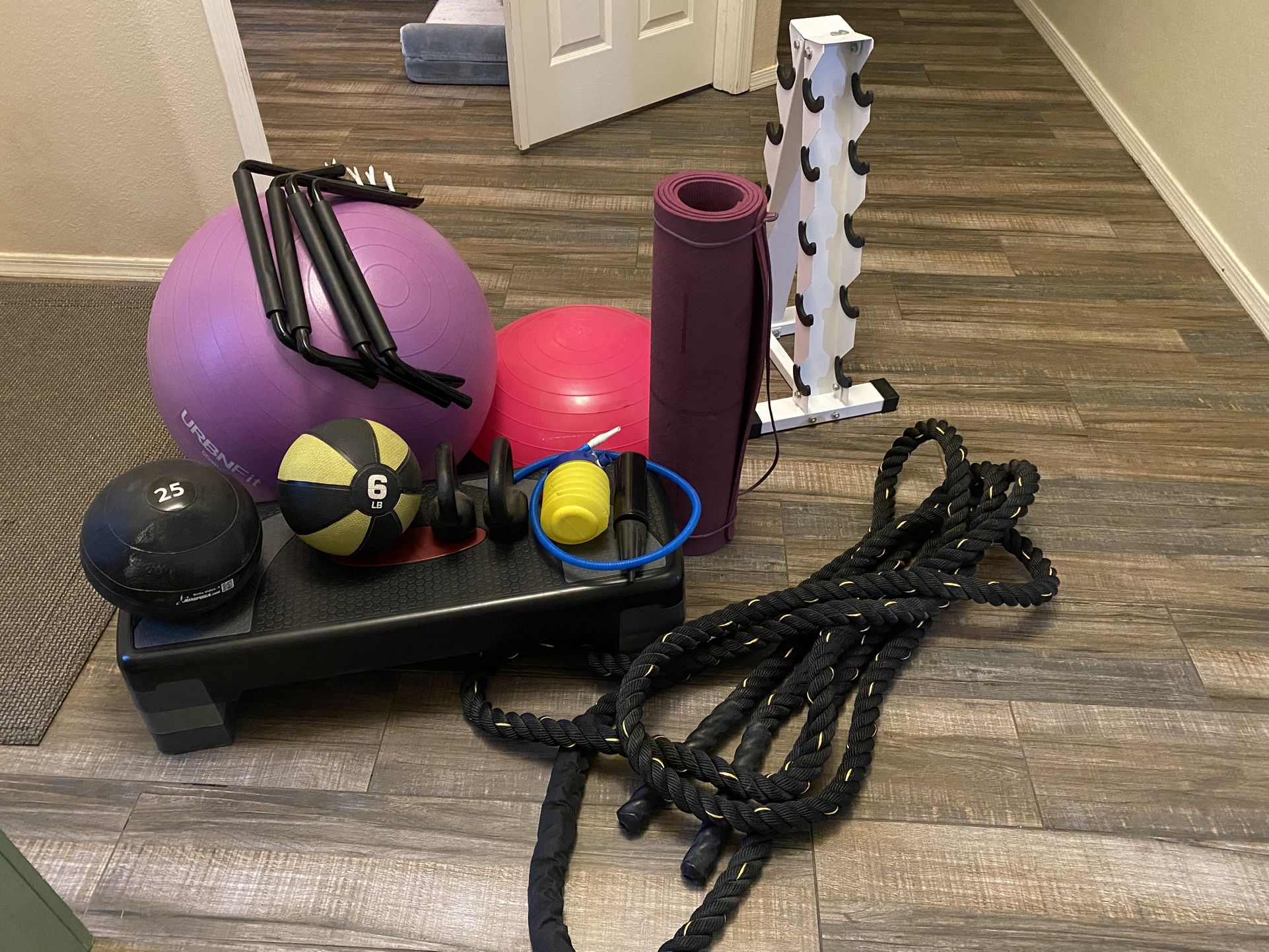 $200+ In Workout Equipment Bundle