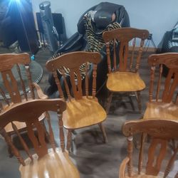 Chairs 6 of them