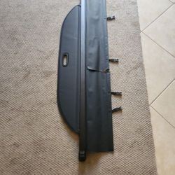 Toyota Rav4 Retractable Cargo Cover 2013-2017