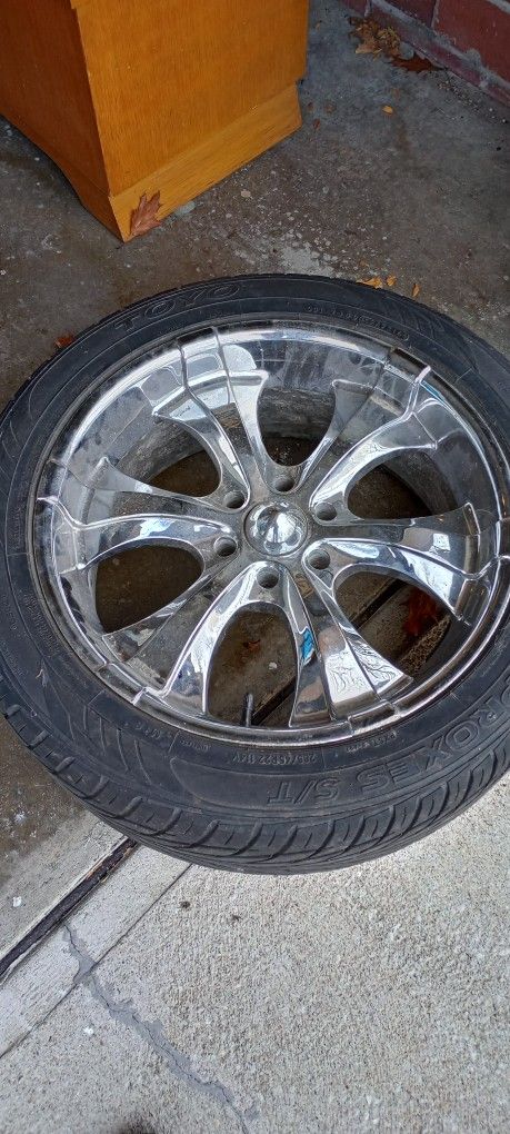 Chrome Rims With Tires
