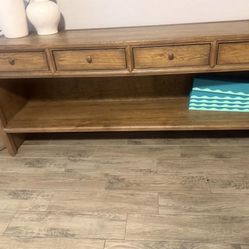 Ethan Allen Tv Stand