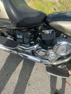 2005 Yamaha V star 1100 complete all parts