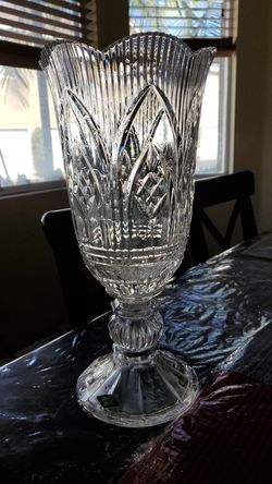 Crysral 14" Vase