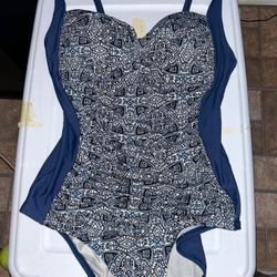 Women’s Swimsuit Size 8