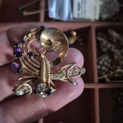 Brooch