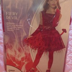 Halloween costume for girls