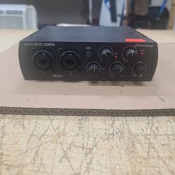 PreSonus AudioBox 96 25th Anniversary USB Audio Interface with Studio One Artist DAW Recording Software