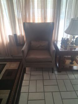 Accent gray sofa $85.00  or best offert.
