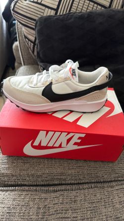 New Nike 6.5