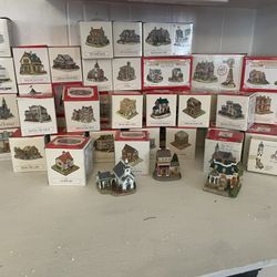 Liberty Falls Houses