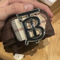 Reversible Burberry Belt