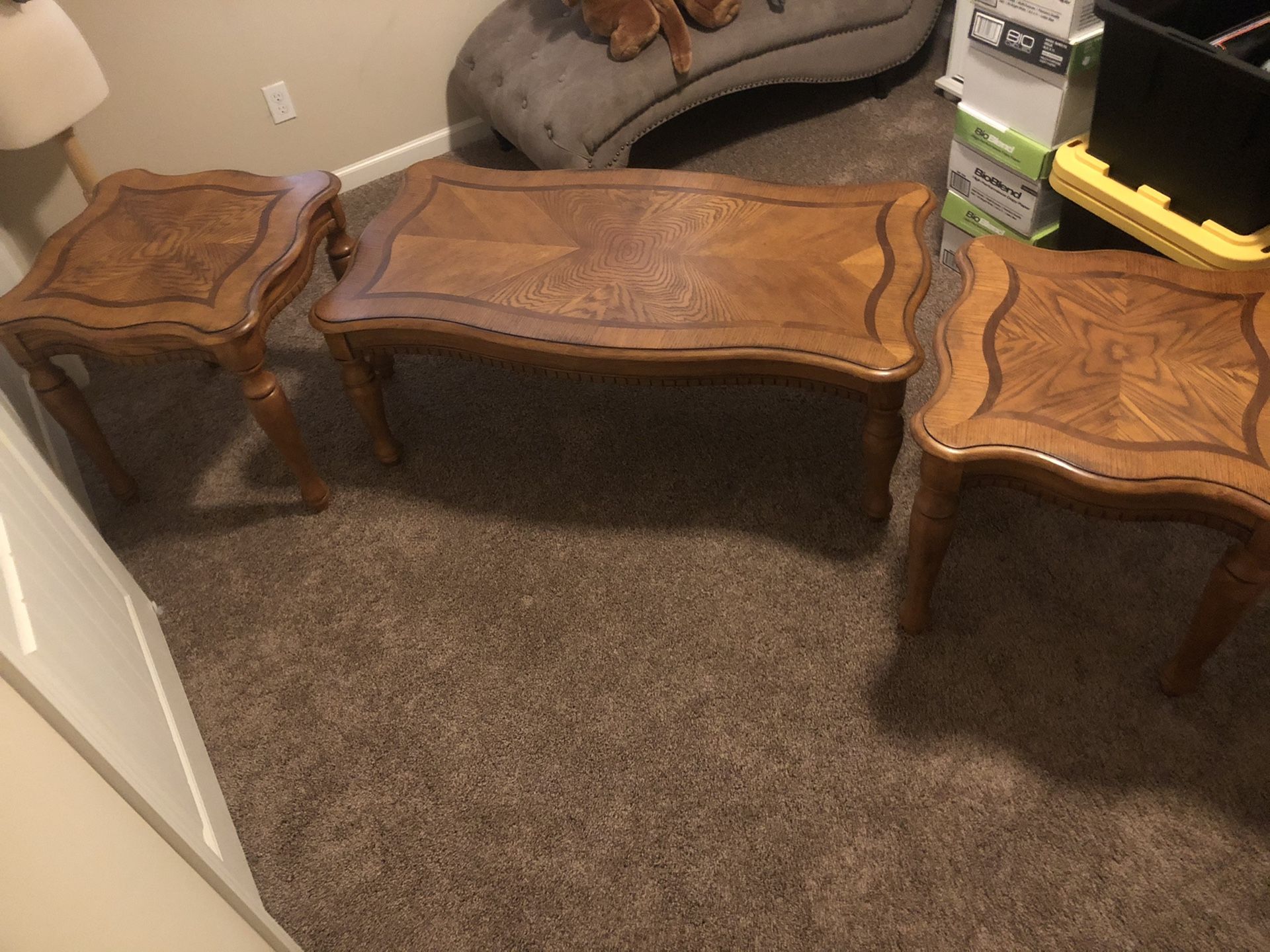 Coffee/end table set