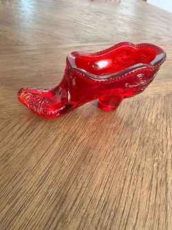 Mosser Glass Ruby Red Bow & Scrolls Vintage Victorian Slipper Shoe Boot Figurine