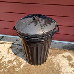 Plastic Garbage Can