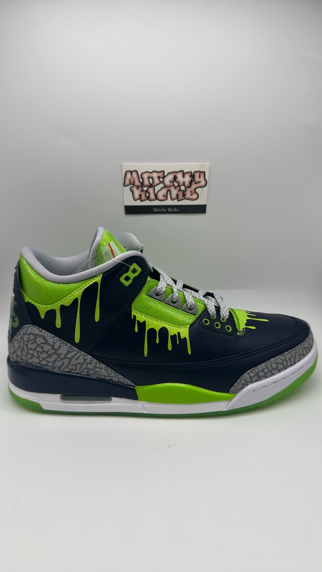 Jordan 3 Retro Doernbecher Hugo Sz. 8.5
