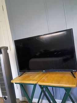 32 Inch Onn Roku Smart TV